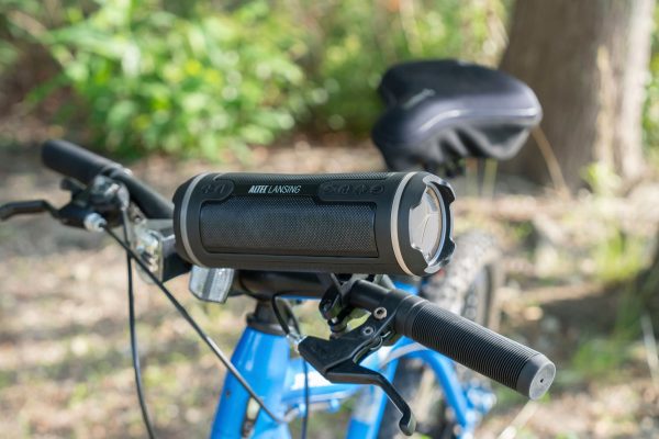 Altec HydraMotion 2.0 Waterproof Speaker Outdoor Adventure-11