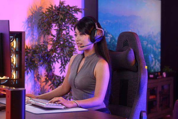 CORSAIR VOID v2 Max Wireless Gaming Headset Black-16