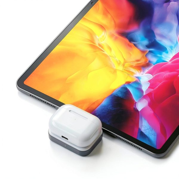 Satechi USB-C Wireless Charging Dock for AirPods Pro-17