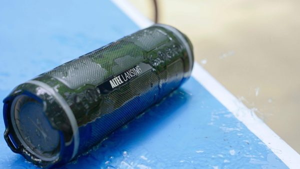 Altec HydraMotion 2.0 Waterproof Speaker Outdoor Adventure-10
